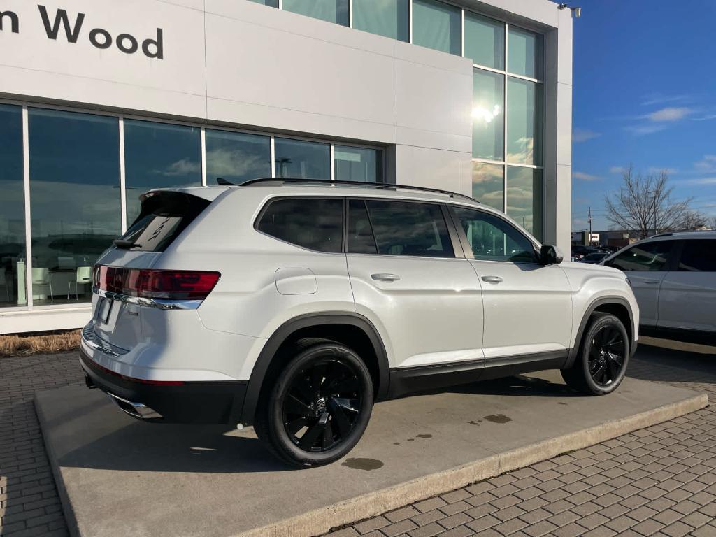 new 2026 Volkswagen Atlas car, priced at $46,701