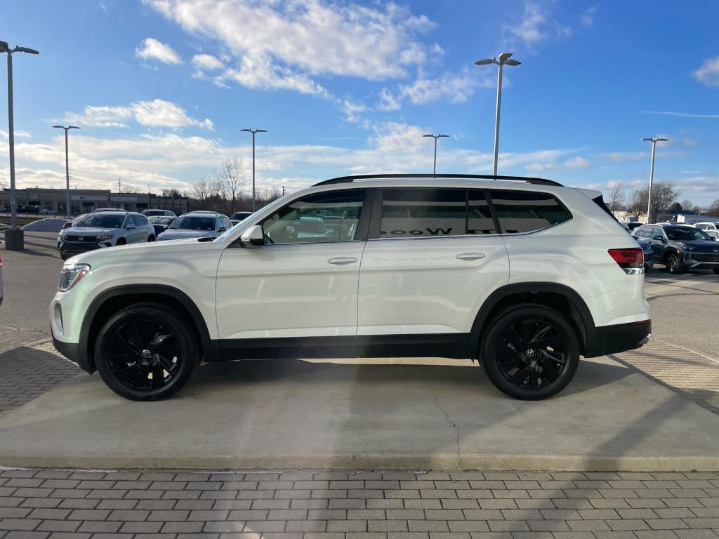 new 2026 Volkswagen Atlas car, priced at $46,701