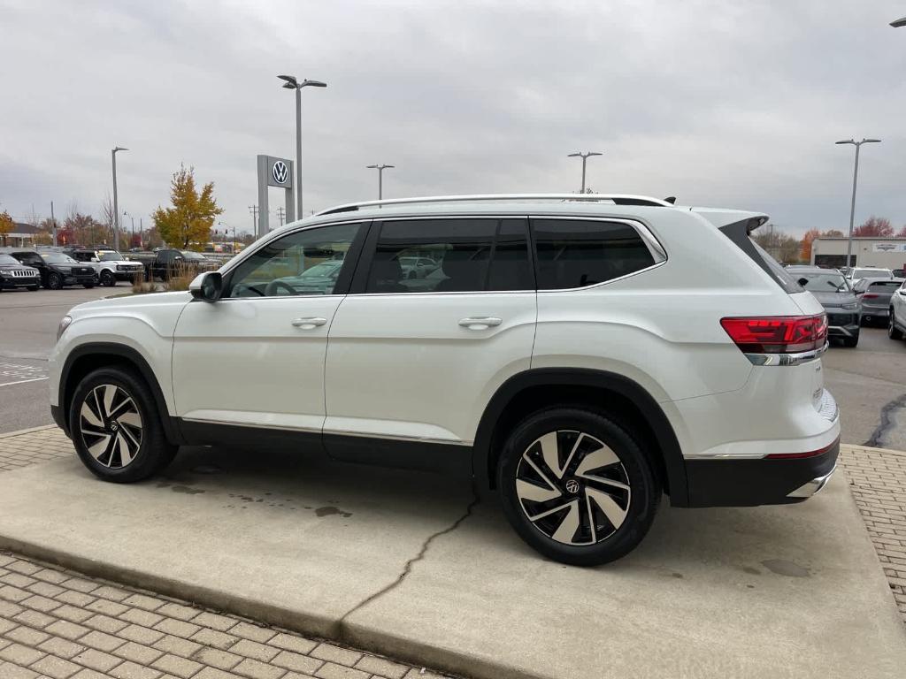 new 2026 Volkswagen Atlas car, priced at $48,741
