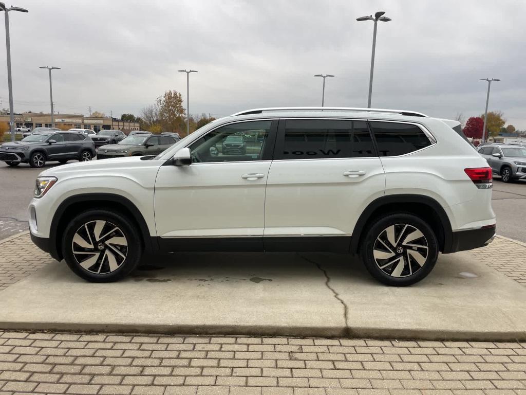 new 2026 Volkswagen Atlas car, priced at $48,741