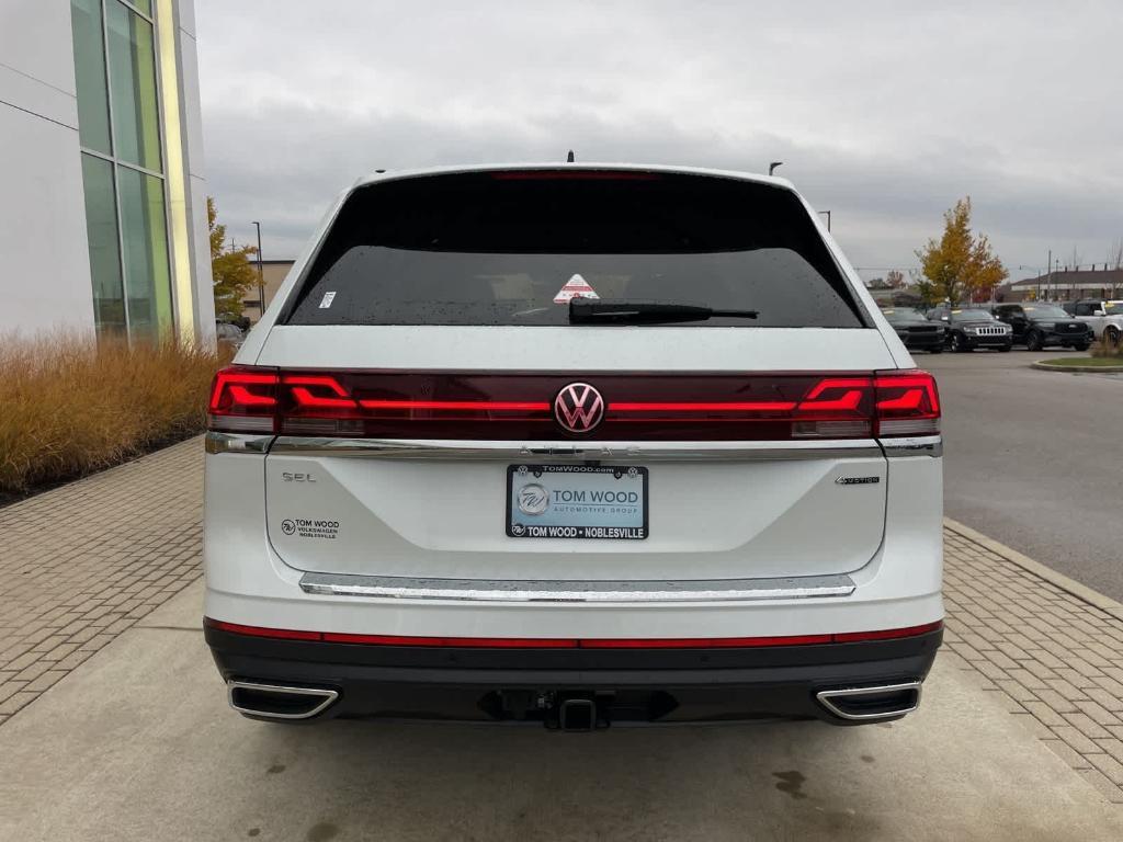 new 2026 Volkswagen Atlas car, priced at $48,741