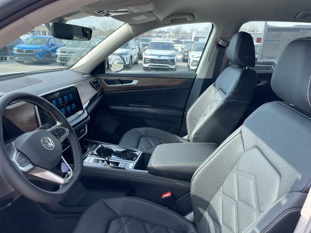 new 2026 Volkswagen Atlas car, priced at $45,006