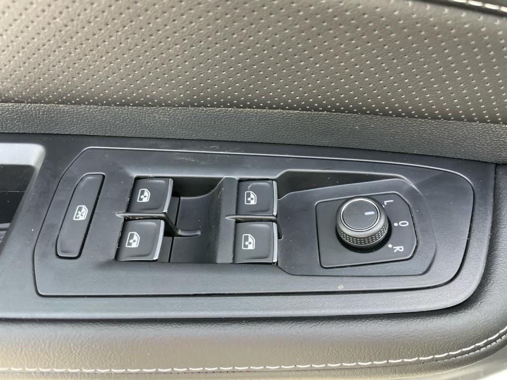 new 2026 Volkswagen Atlas car, priced at $45,006