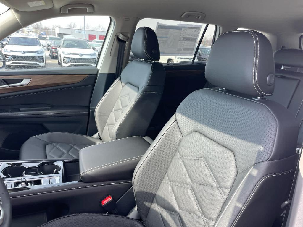 new 2026 Volkswagen Atlas car, priced at $45,006