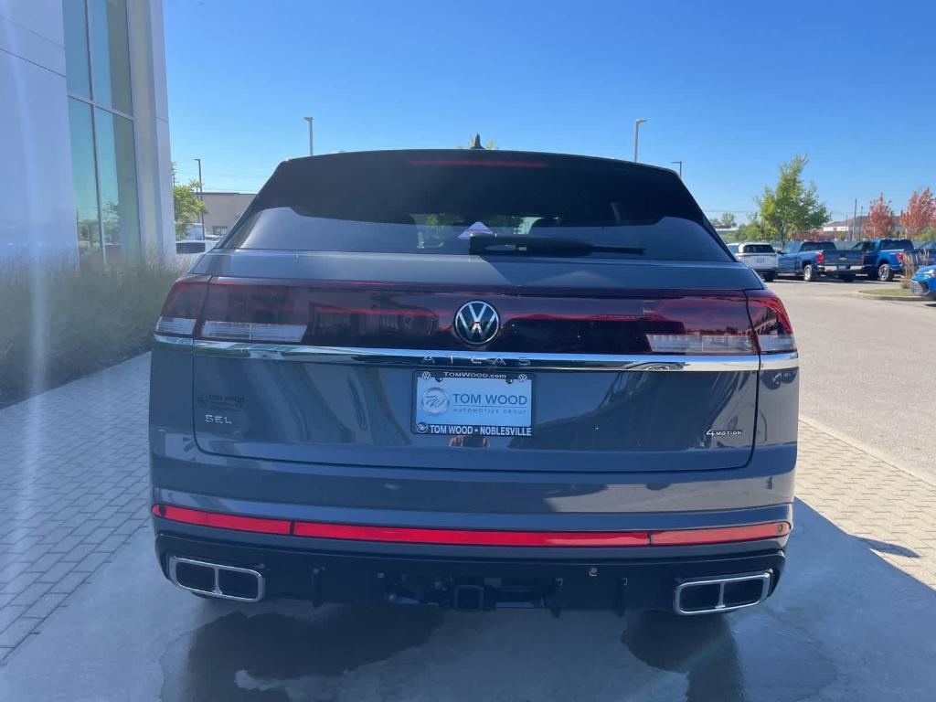 new 2026 Volkswagen Atlas Cross Sport car, priced at $52,206