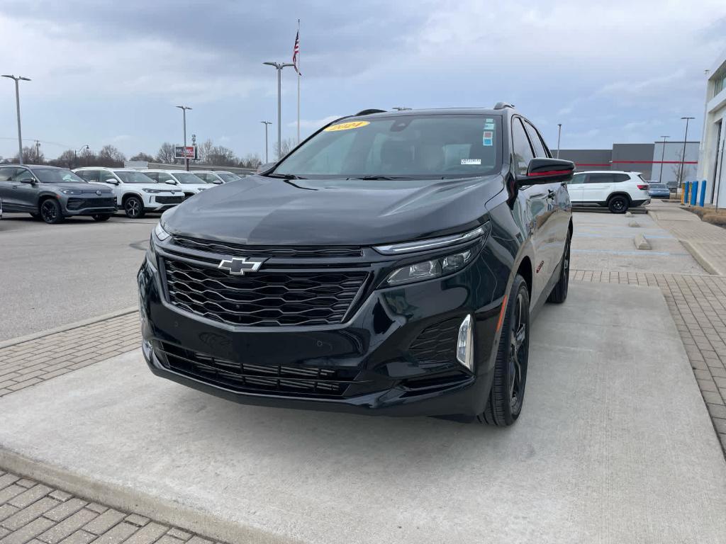 used 2024 Chevrolet Equinox car, priced at $25,571
