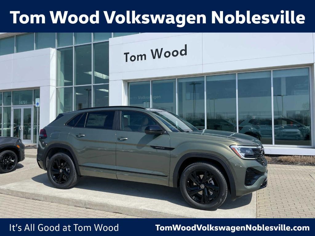 new 2026 Volkswagen Atlas Cross Sport car, priced at $50,391