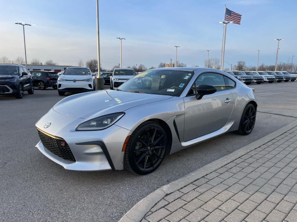 used 2023 Toyota GR86 car, priced at $27,891