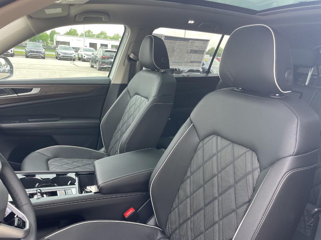 new 2026 Volkswagen Atlas car, priced at $51,814