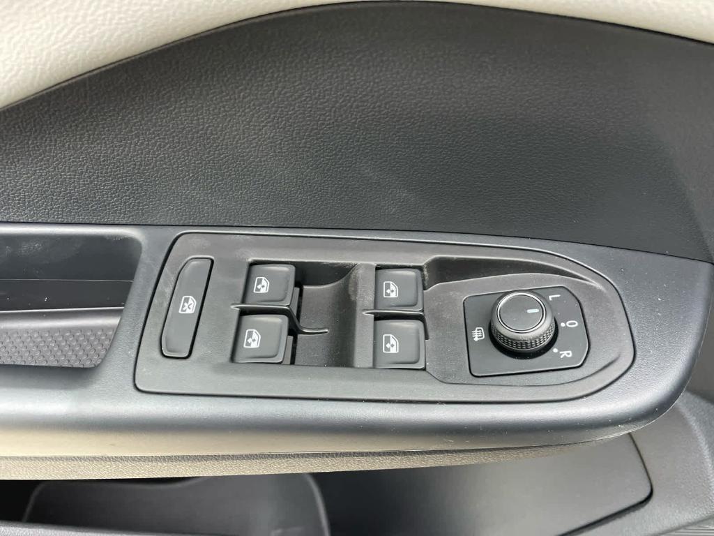 new 2026 Volkswagen Taos car, priced at $35,441