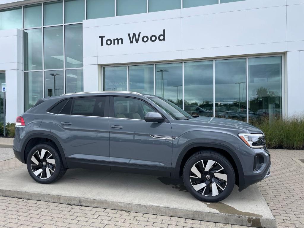 new 2026 Volkswagen Atlas Cross Sport car, priced at $42,906