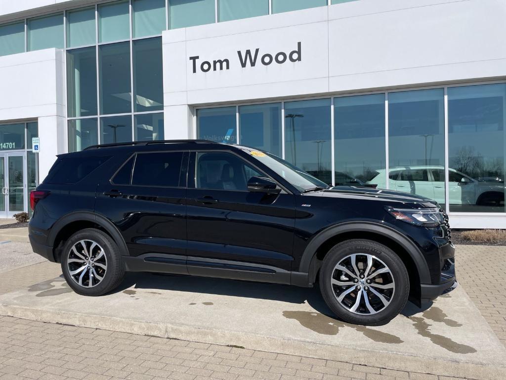 used 2025 Ford Explorer car, priced at $36,479