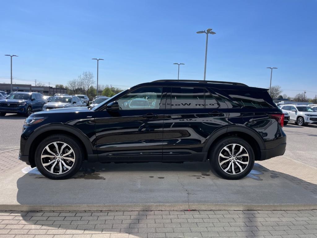 used 2025 Ford Explorer car, priced at $36,479