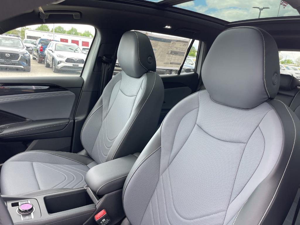 new 2026 Volkswagen Tiguan car, priced at $37,291