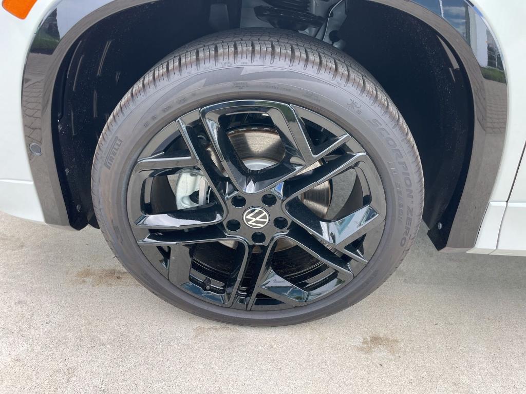 new 2026 Volkswagen Tiguan car, priced at $37,291