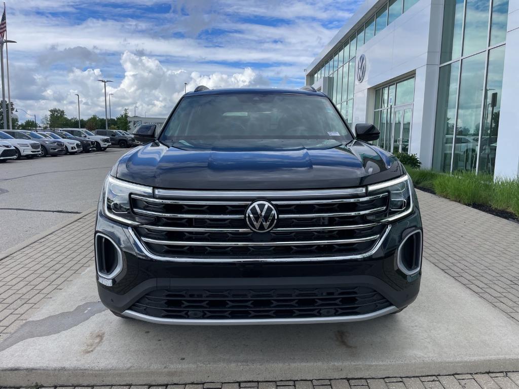 new 2026 Volkswagen Atlas car, priced at $44,133