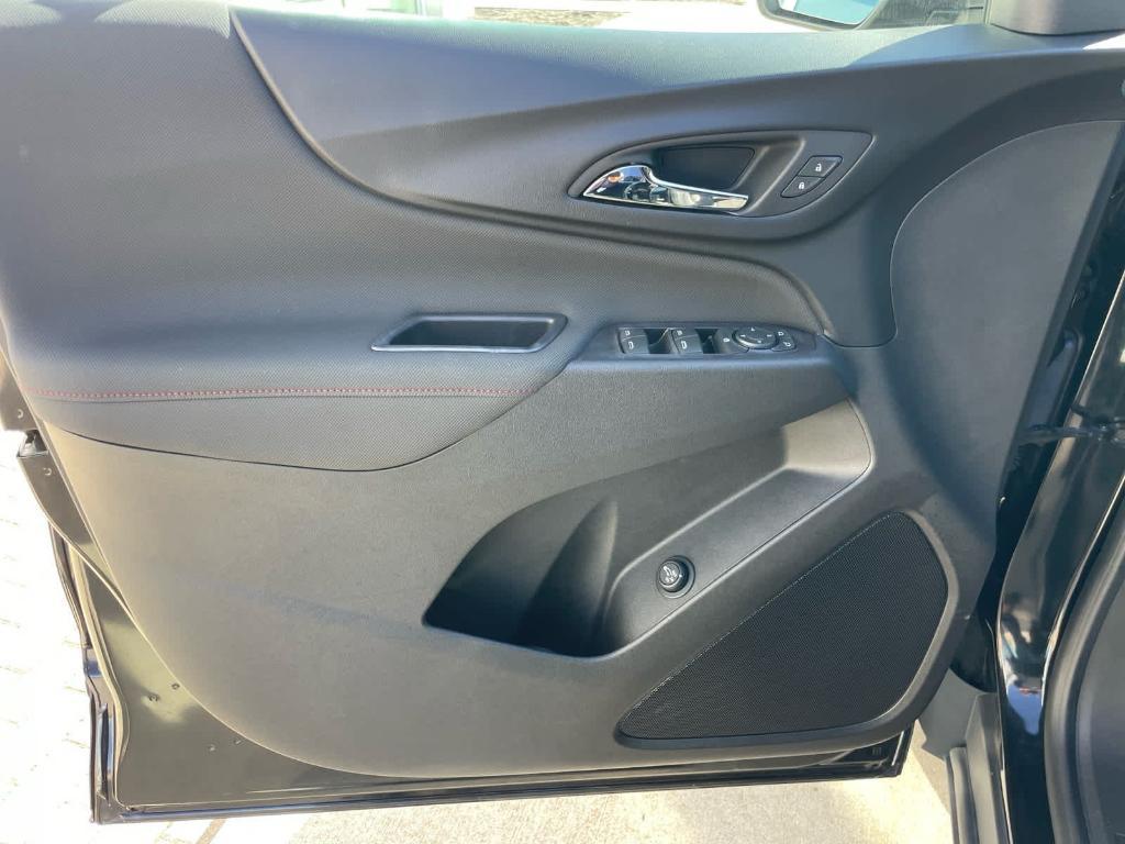 used 2022 Chevrolet Equinox car, priced at $18,926