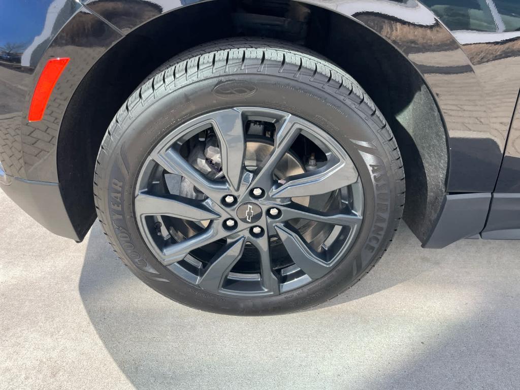 used 2022 Chevrolet Equinox car, priced at $20,045