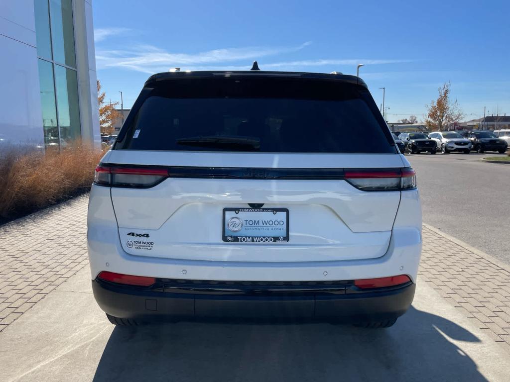 used 2023 Jeep Grand Cherokee car, priced at $29,828