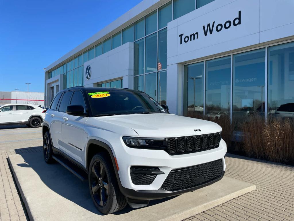 used 2023 Jeep Grand Cherokee car, priced at $29,828