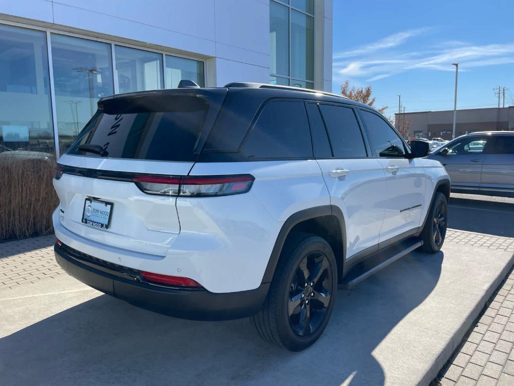 used 2023 Jeep Grand Cherokee car, priced at $29,828