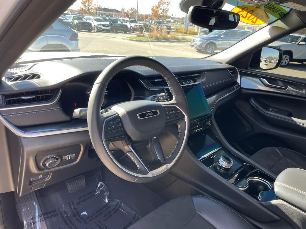 used 2023 Jeep Grand Cherokee car, priced at $29,828