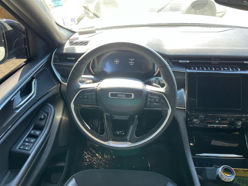 used 2023 Jeep Grand Cherokee car, priced at $29,828