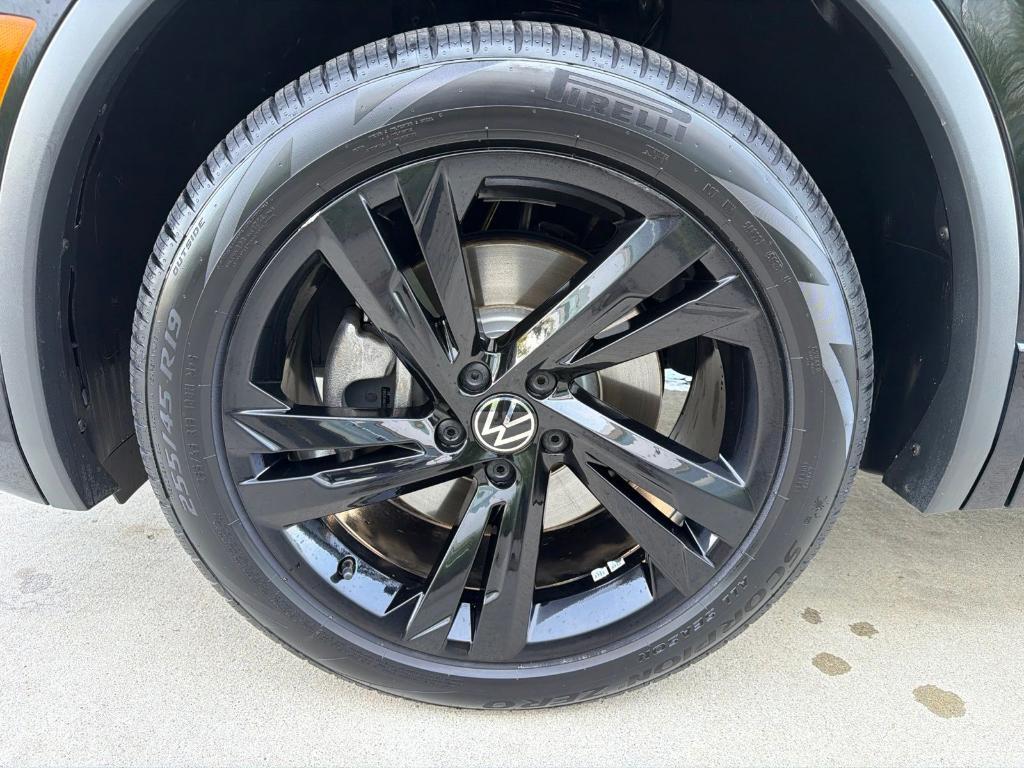 used 2024 Volkswagen Tiguan car, priced at $27,394