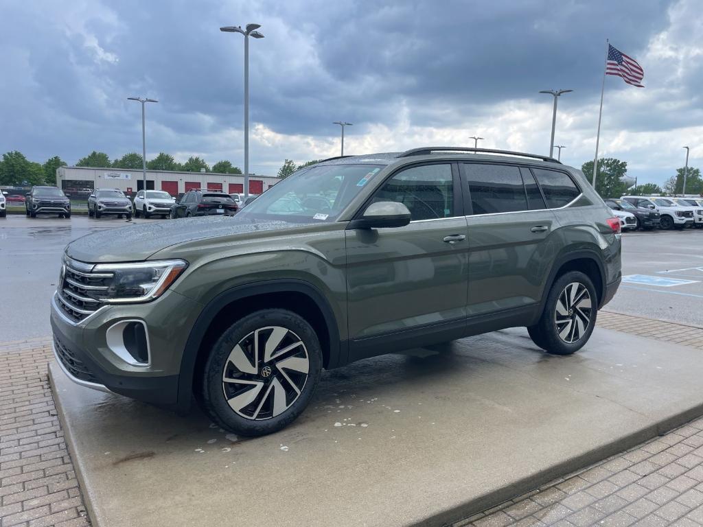 new 2026 Volkswagen Atlas car, priced at $45,199