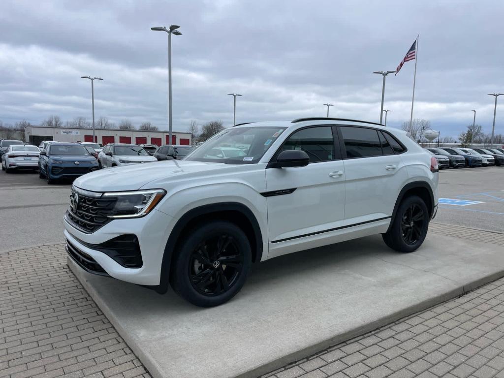 new 2026 Volkswagen Atlas Cross Sport car, priced at $50,681