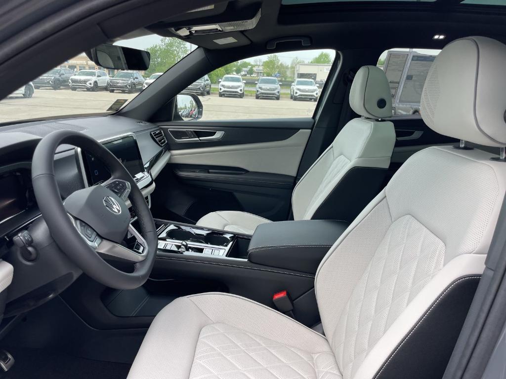 new 2026 Volkswagen Atlas Cross Sport car, priced at $51,176