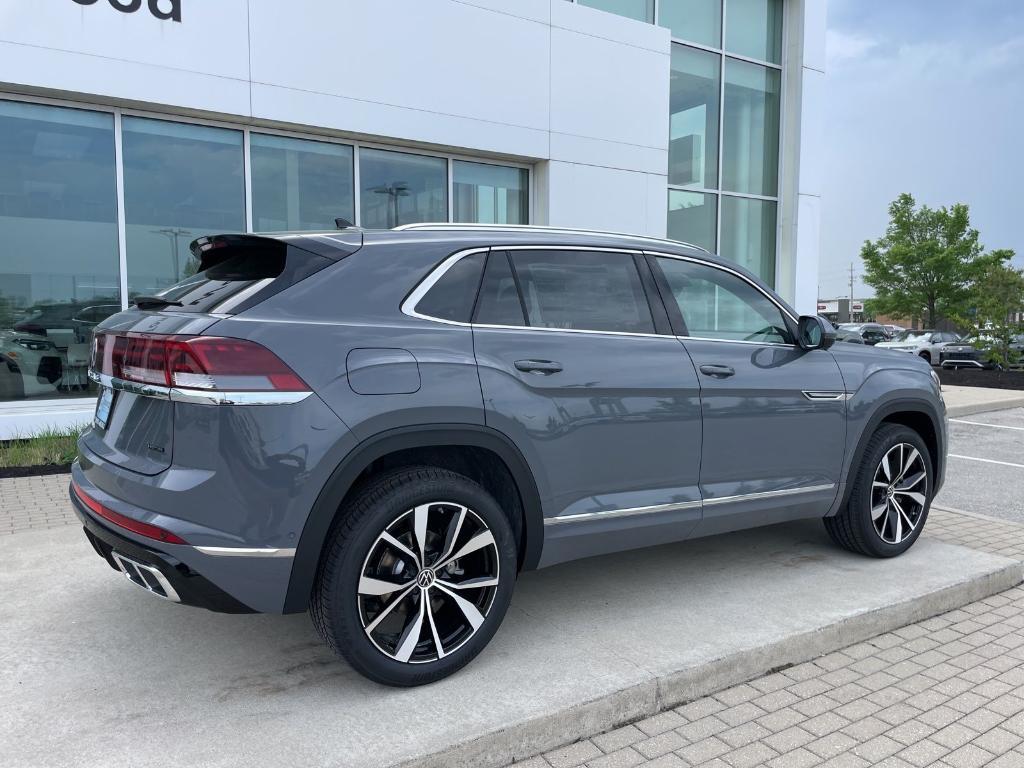 new 2026 Volkswagen Atlas Cross Sport car, priced at $51,176