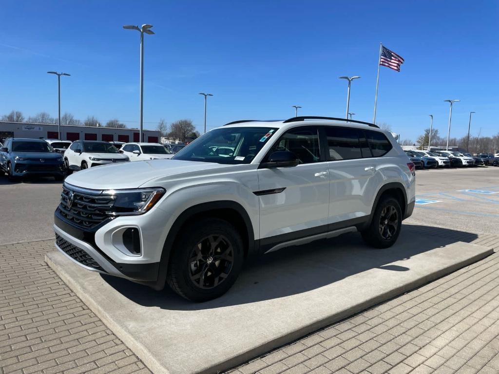new 2026 Volkswagen Atlas car, priced at $48,193