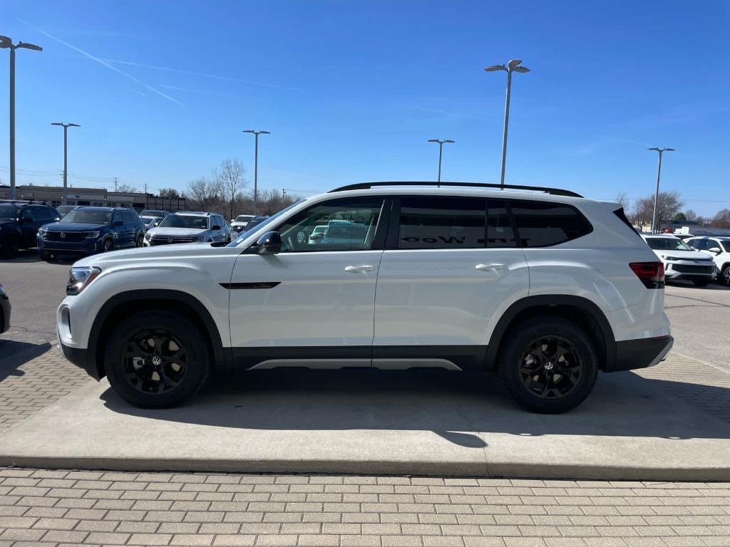 new 2026 Volkswagen Atlas car, priced at $48,193