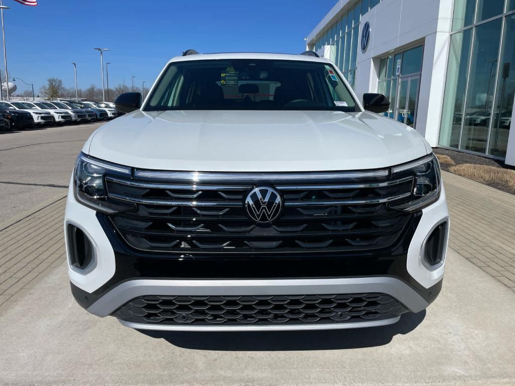 new 2026 Volkswagen Atlas car, priced at $48,193
