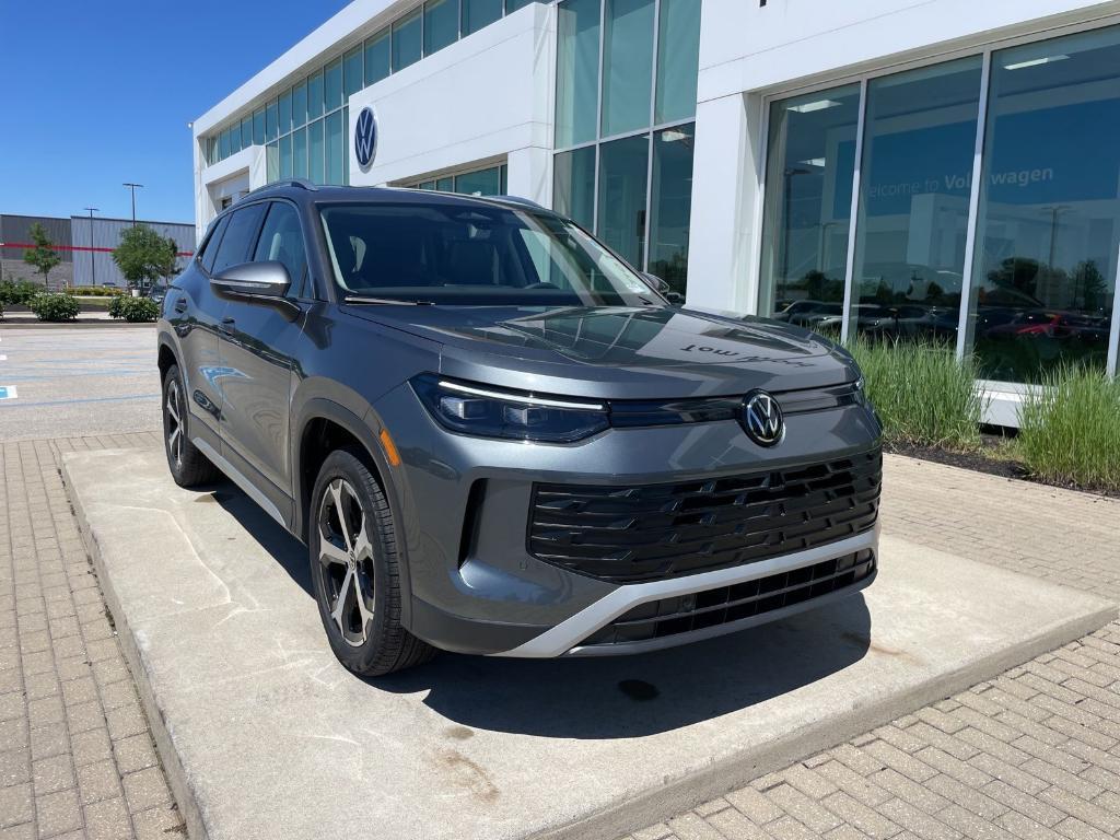 new 2026 Volkswagen Tiguan car, priced at $34,863