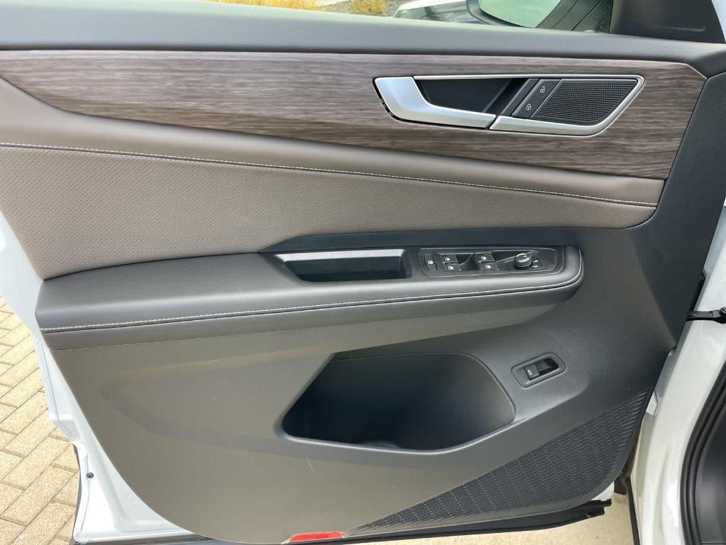 new 2026 Volkswagen Atlas car, priced at $47,912