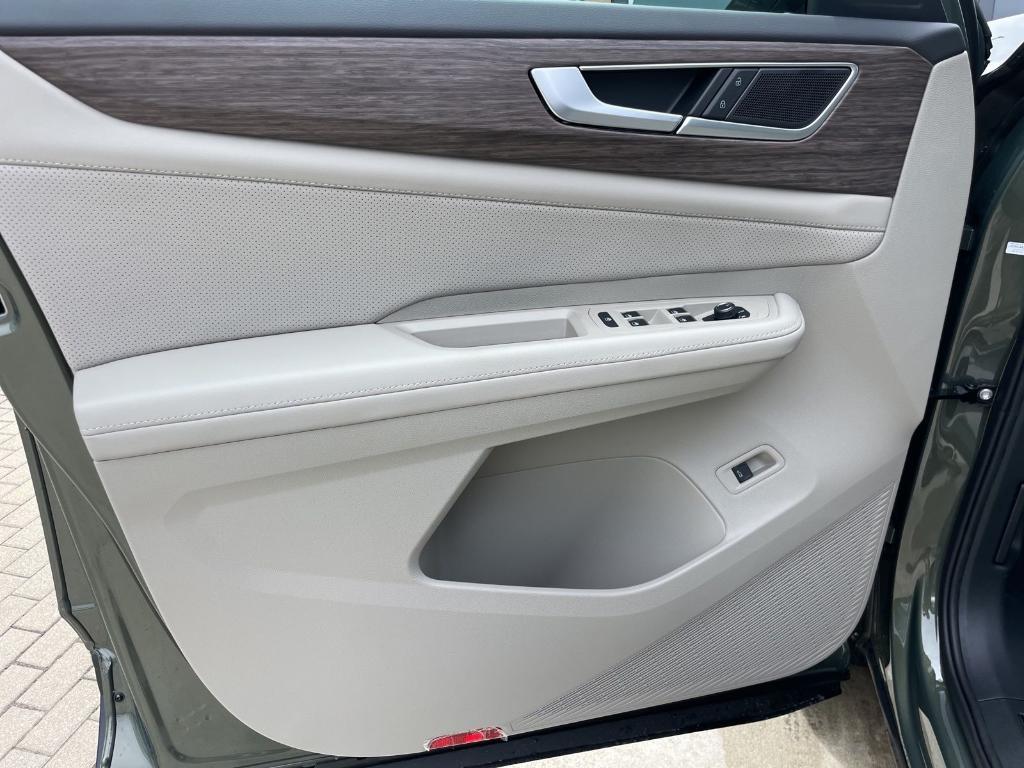 new 2026 Volkswagen Atlas car, priced at $46,795