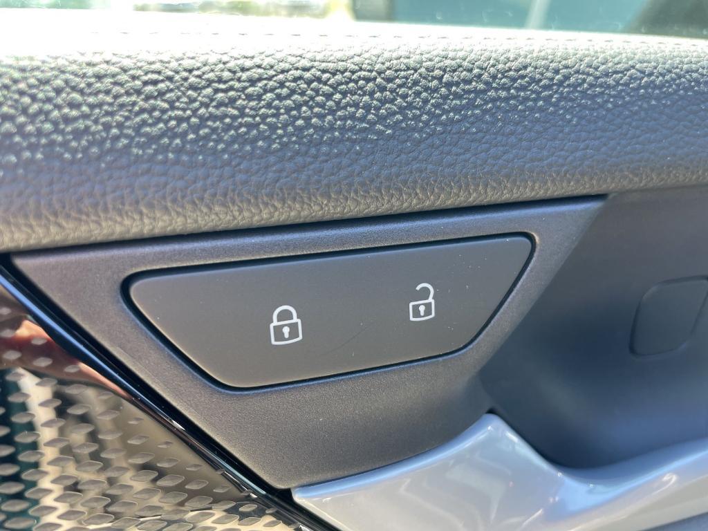 new 2026 Volkswagen Tiguan car, priced at $34,948