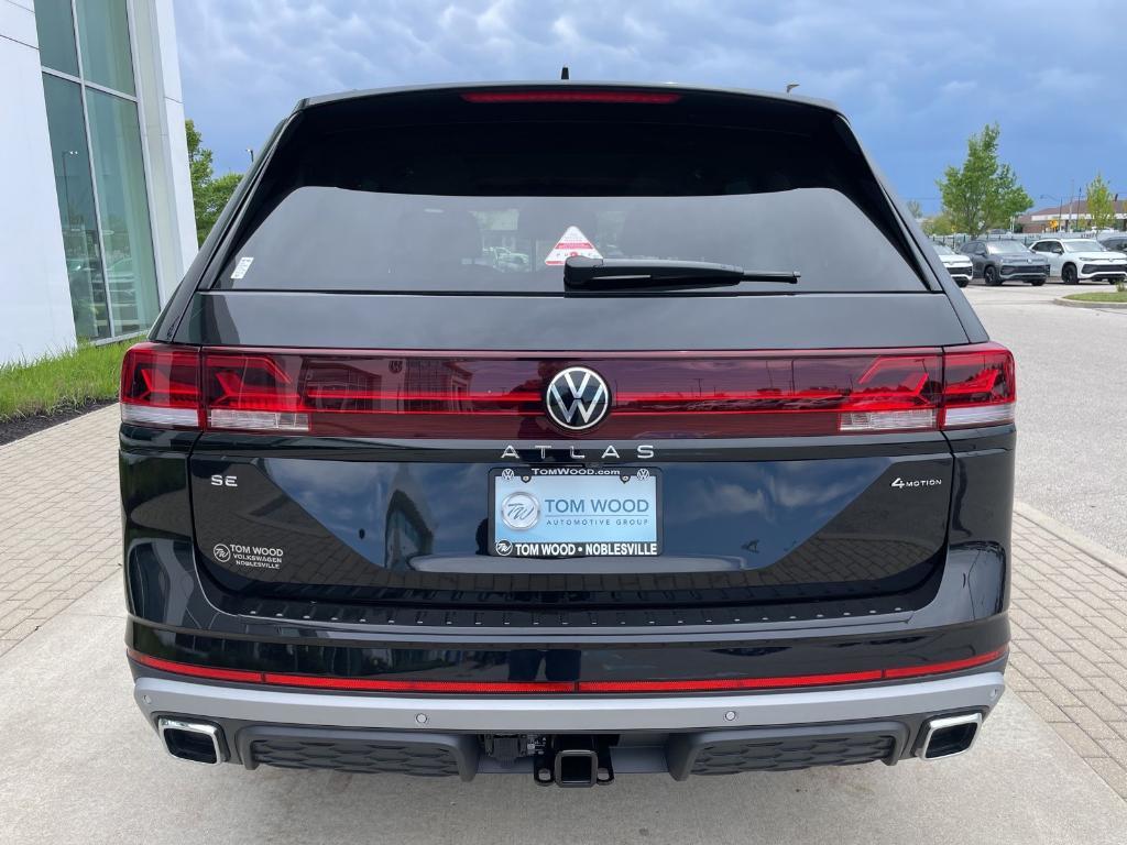new 2026 Volkswagen Atlas car, priced at $44,497