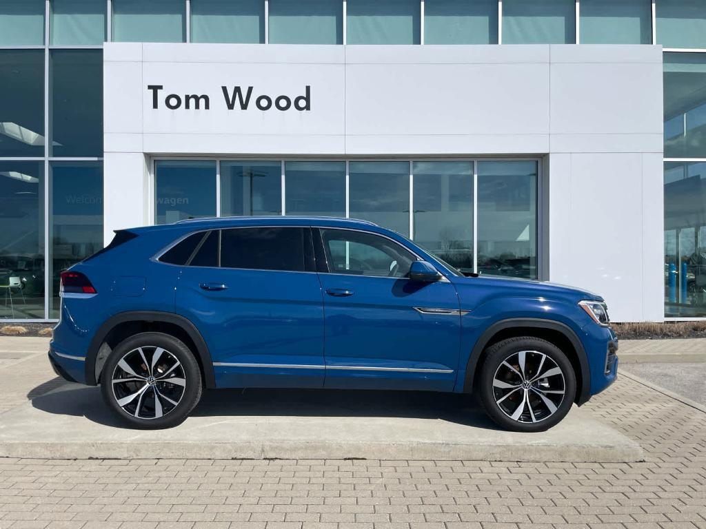 new 2026 Volkswagen Atlas Cross Sport car, priced at $53,906