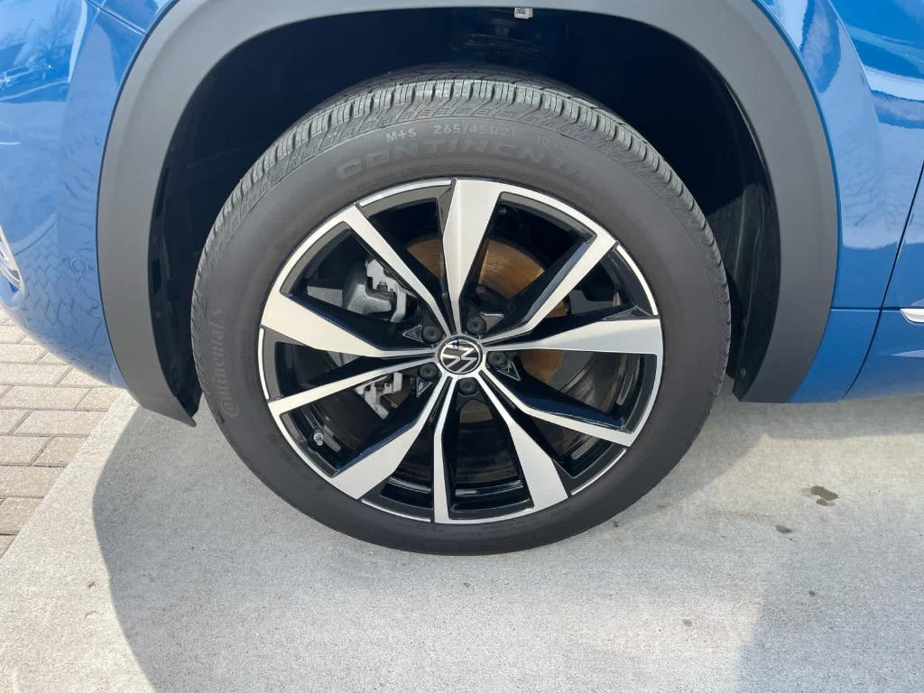 new 2026 Volkswagen Atlas Cross Sport car, priced at $53,906