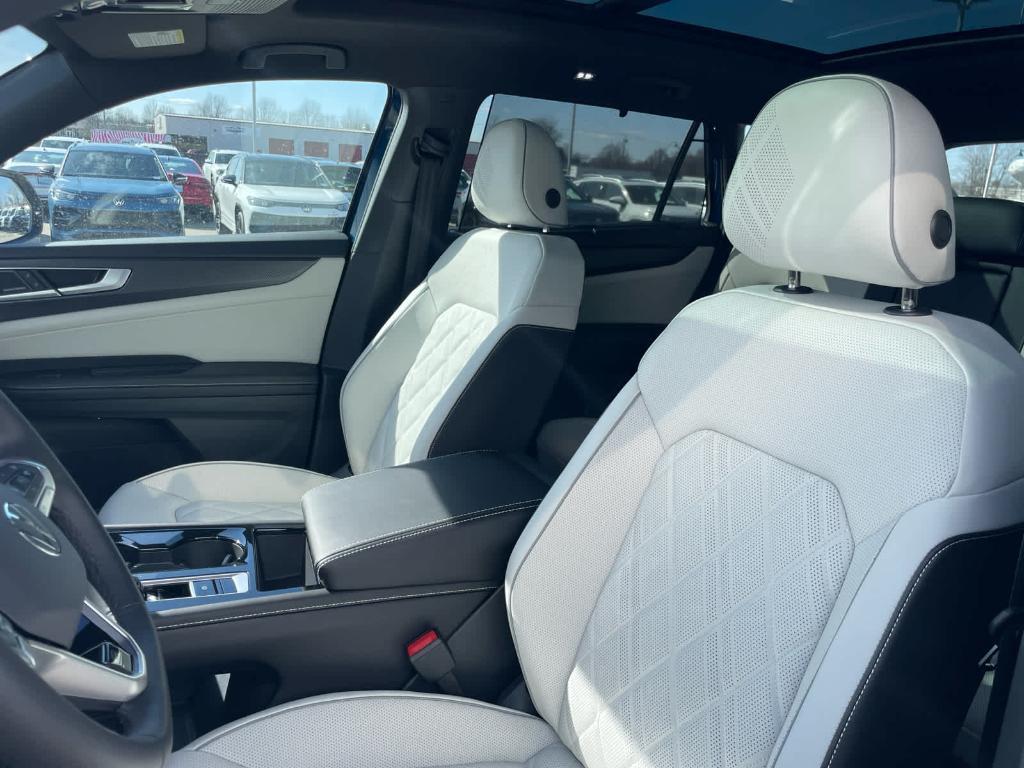 new 2026 Volkswagen Atlas Cross Sport car, priced at $53,906