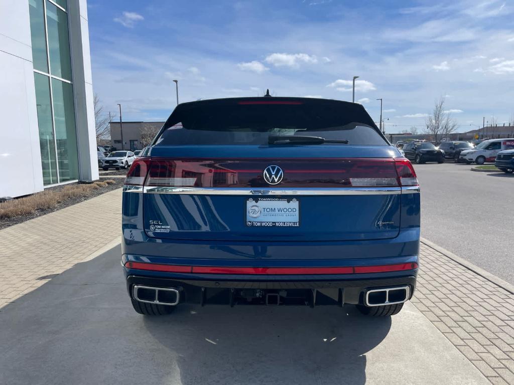 new 2026 Volkswagen Atlas Cross Sport car, priced at $53,906