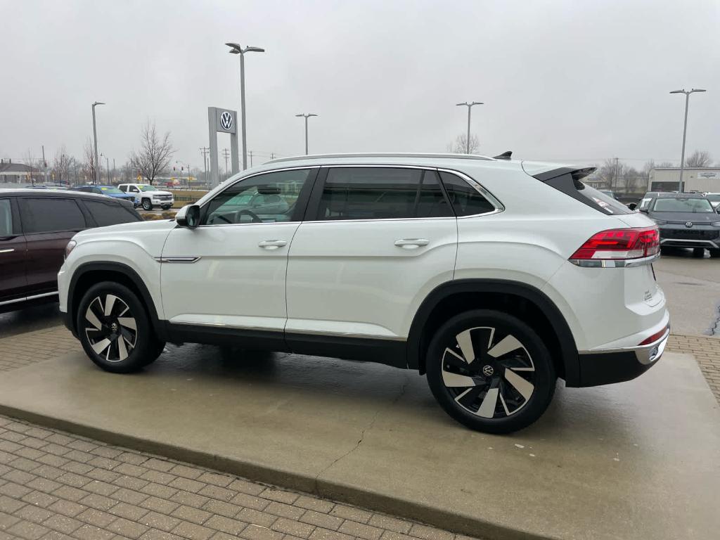 new 2026 Volkswagen Atlas Cross Sport car, priced at $49,488