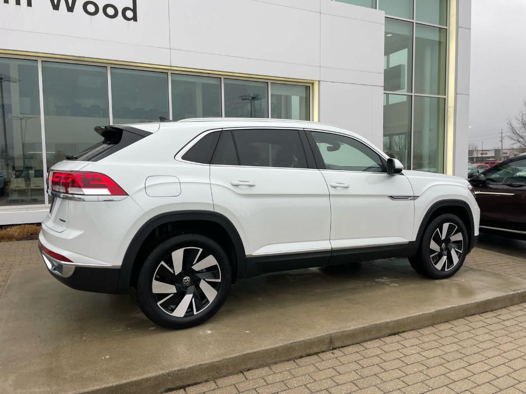 new 2026 Volkswagen Atlas Cross Sport car, priced at $49,488