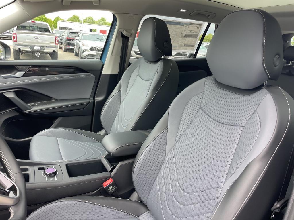 new 2026 Volkswagen Tiguan car, priced at $36,852