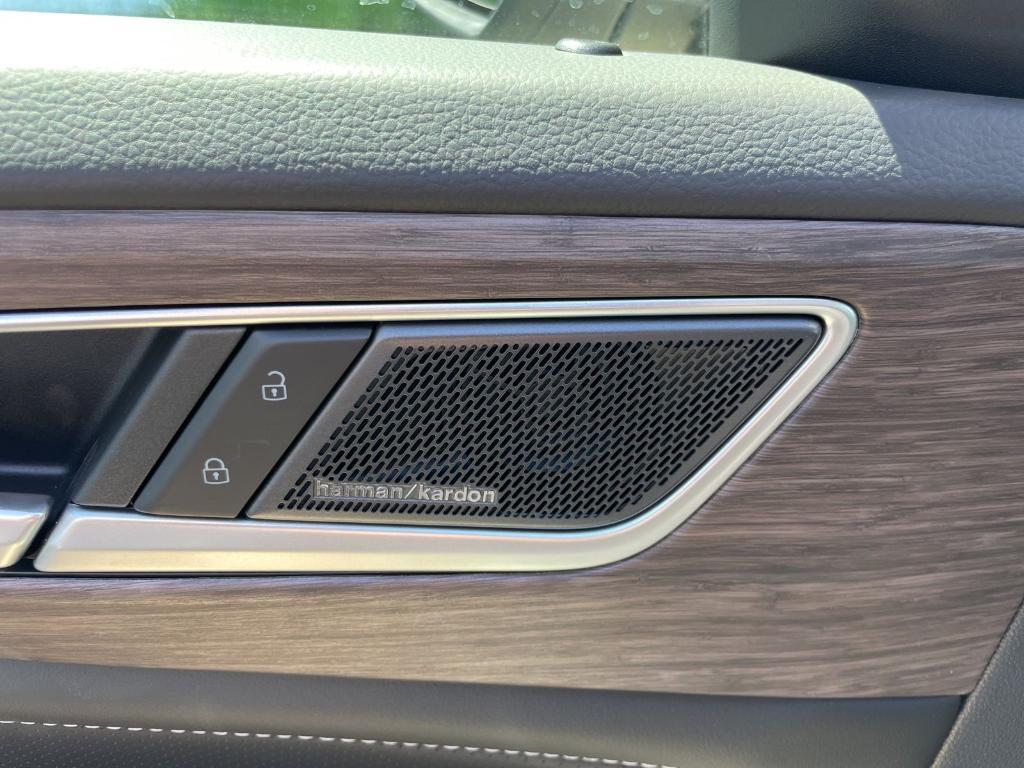 new 2026 Volkswagen Atlas car, priced at $53,498