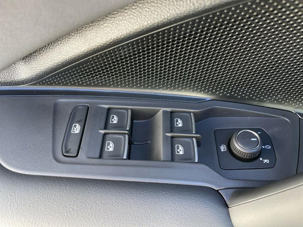 new 2026 Volkswagen Tiguan car, priced at $34,863