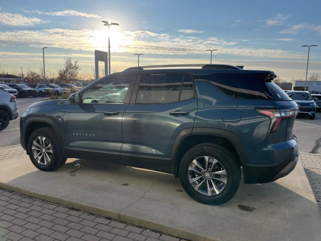 used 2025 Chevrolet Equinox car, priced at $25,871